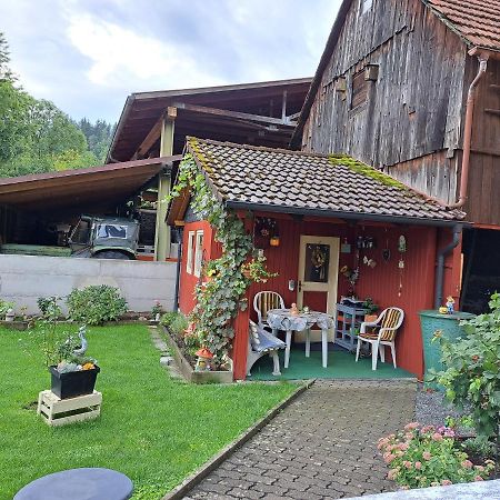 Ferienwohnung Sonja Mit Garten Und Freisitz Steinwiesen Exteriör bild