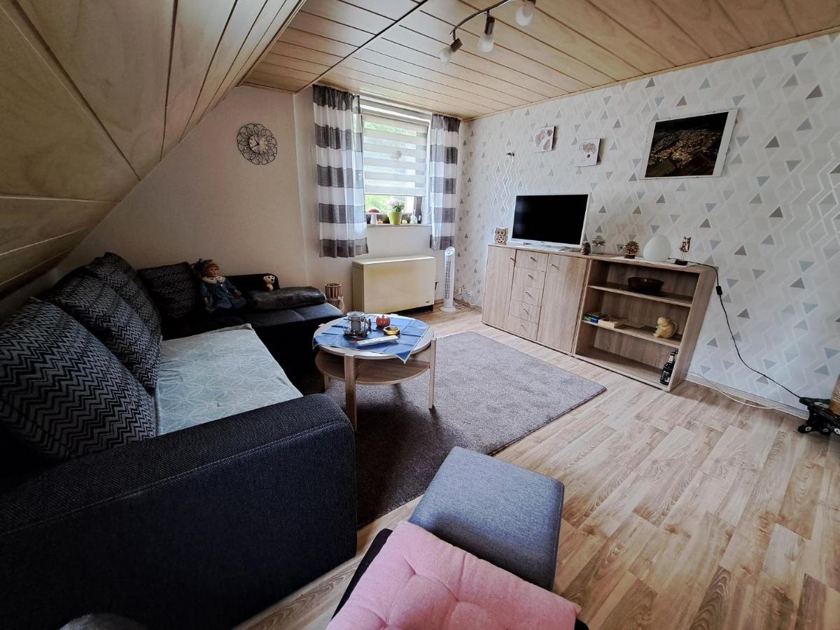 Ferienwohnung Sonja Mit Garten Und Freisitz Steinwiesen Exteriör bild