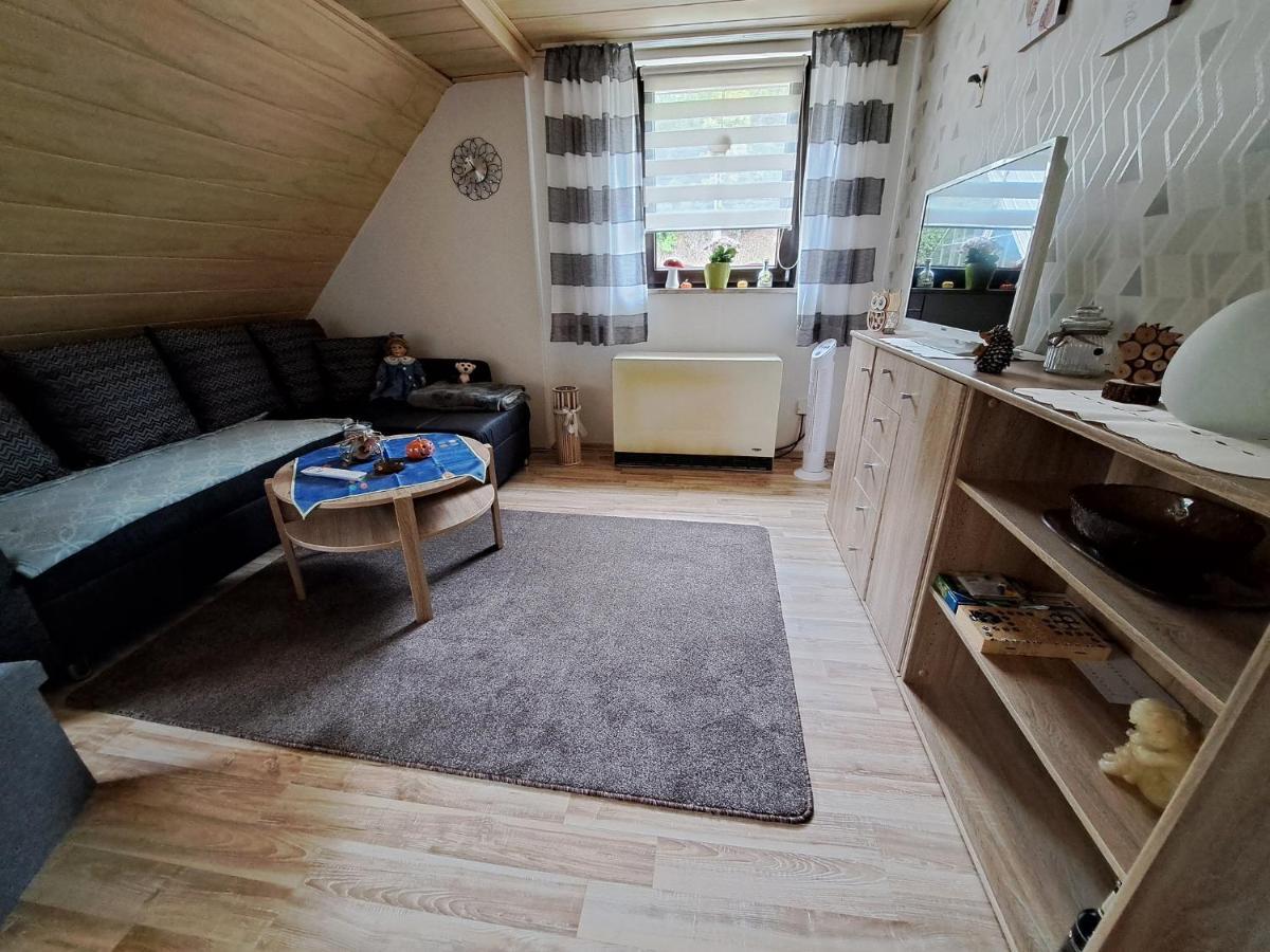 Ferienwohnung Sonja Mit Garten Und Freisitz Steinwiesen Exteriör bild