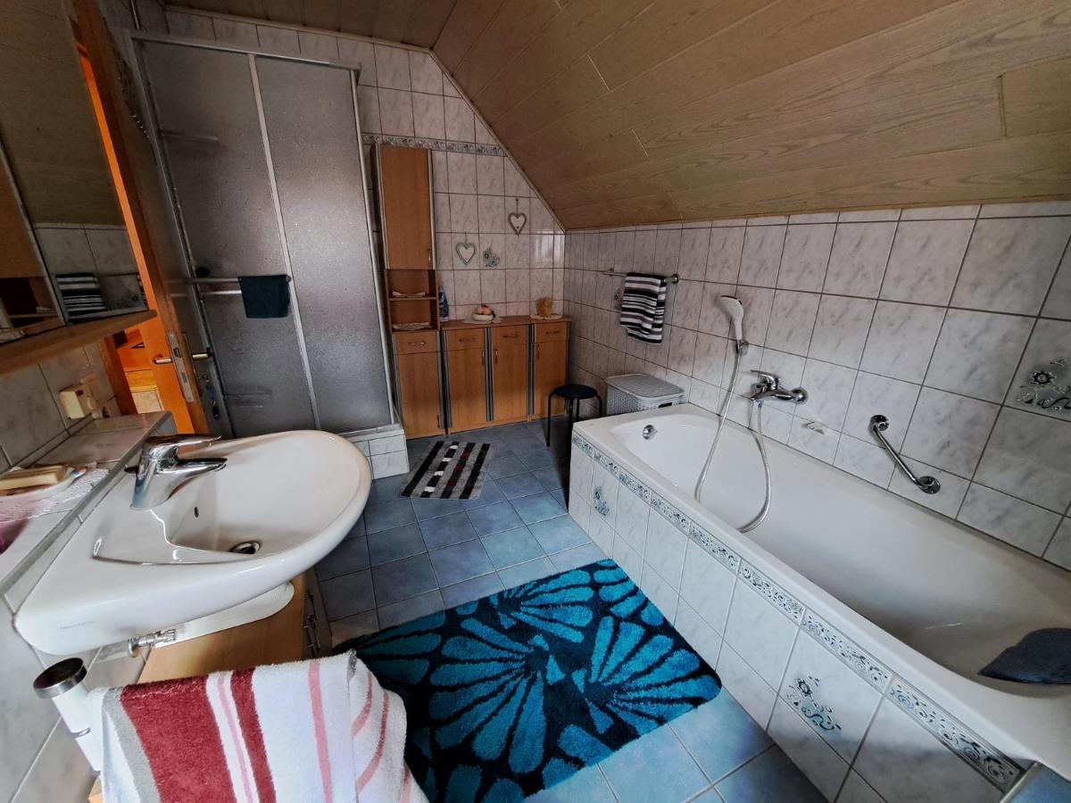 Ferienwohnung Sonja Mit Garten Und Freisitz Steinwiesen Exteriör bild