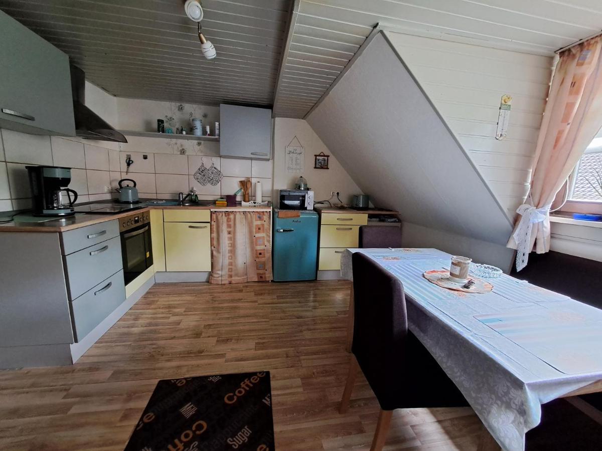 Ferienwohnung Sonja Mit Garten Und Freisitz Steinwiesen Exteriör bild